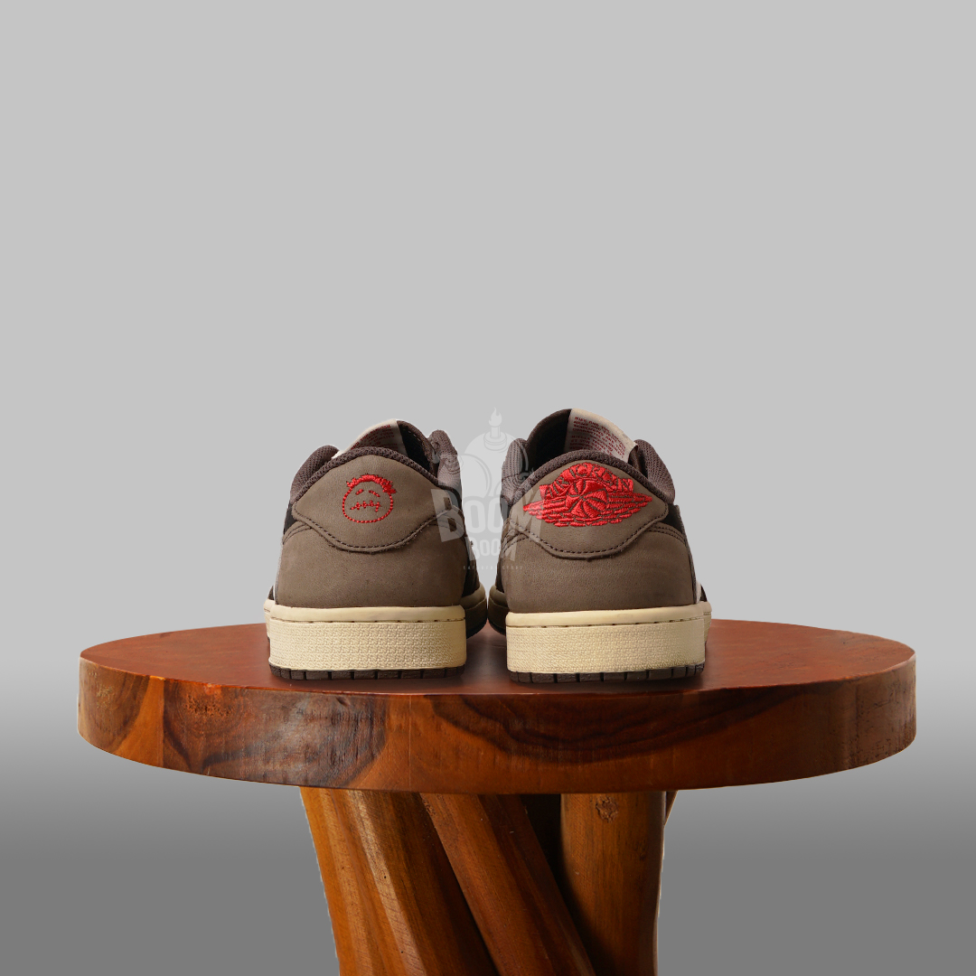 AJ-1-RETRO-LOW-OG-SP-TRVS-SCTT-2.jpg